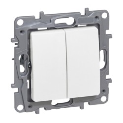 LEGRAND NILOE КЛЮЧ  ДВОЕН ДЕВИАТОР СХ.6 10А БЯЛ 764502